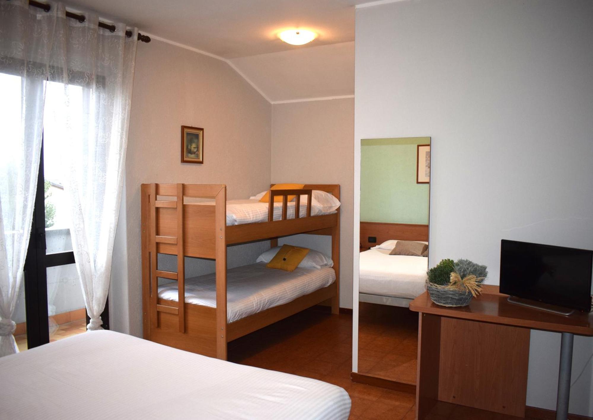Albergo Canella Fuipiano Valle Imagna Eksteriør bilde